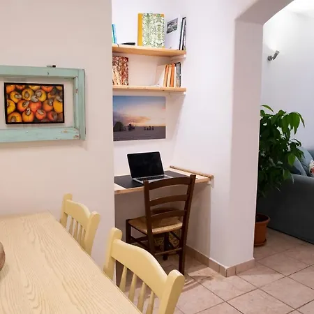 Happy Corner - The For Outdoor Lovers *