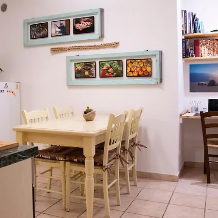 Happy Corner - The For Outdoor Lovers Appartement Revine Lago