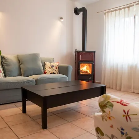 Happy Corner - The For Outdoor Lovers