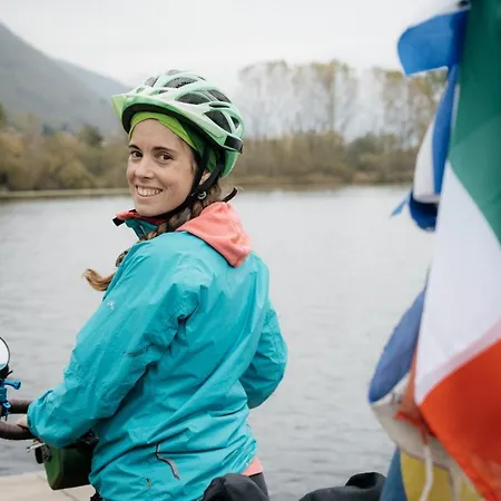 Happy Corner - The For Outdoor Lovers Revine Lago