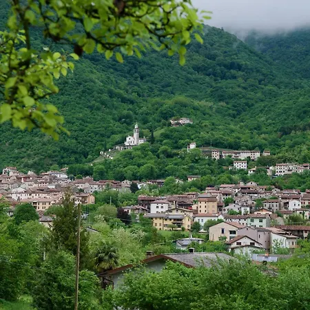 Happy Corner - The For Outdoor Lovers Revine Lago